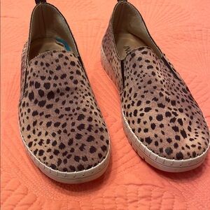 Brown and Black Casual Slip-On Loafers with Animal Print